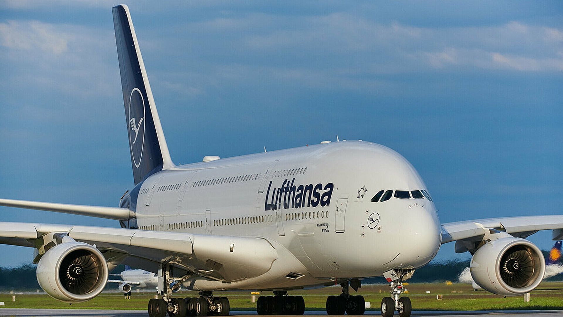 Lufthansa Airlines Singapore Office +1-833-641-1988